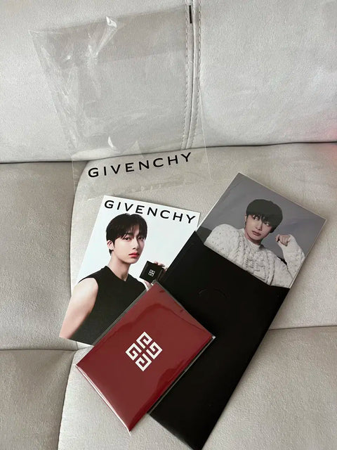 Givenchy Hyungwon photocard + postcard