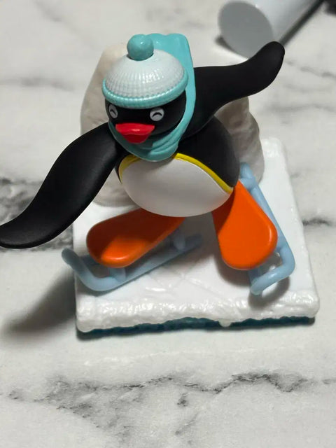 Cosnori Pingu Figure
