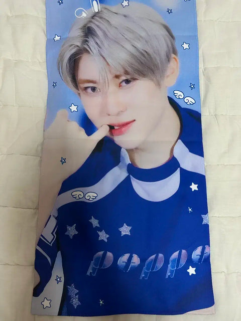 Selling NCT WISH Sion slogan.
