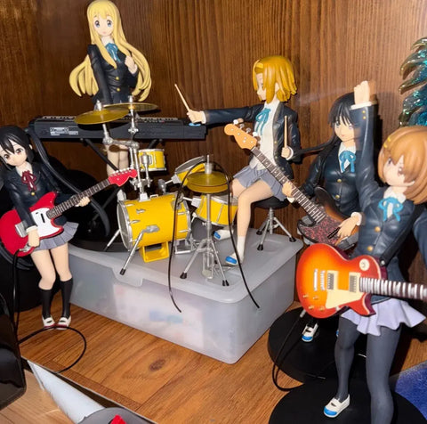 Classic K-On! figures, sold as a lot.