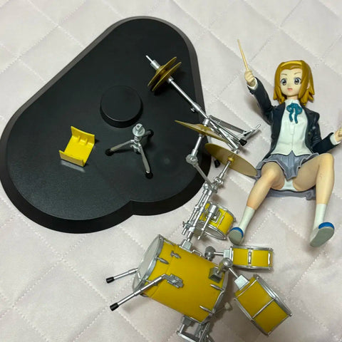 Classic K-On! figures, sold as a lot.