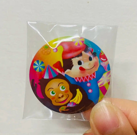 Peko-chan badge, monkey design