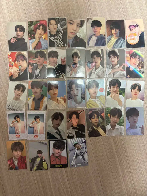 Stray Kids Seungmin photocard batch