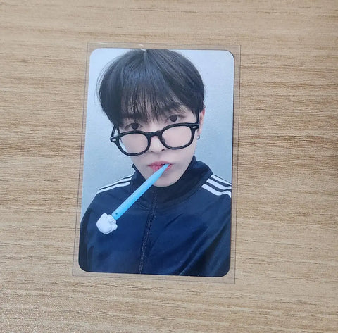 Ateez Hongjoong photocard HelloLive lucky draw unreleased photo Yangchi