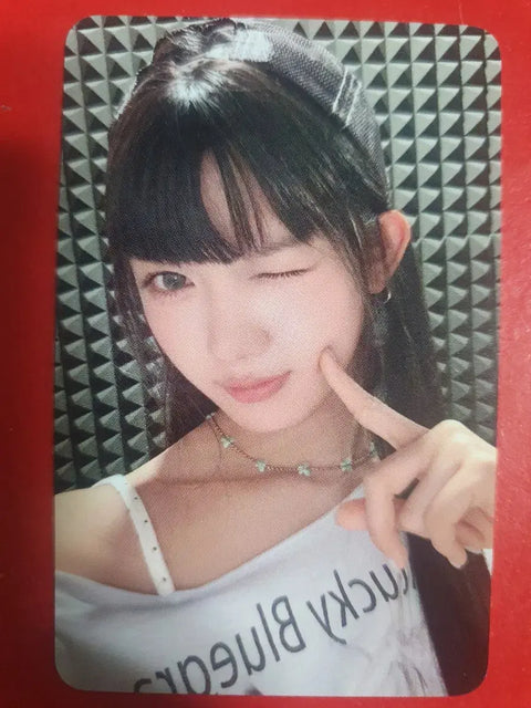 Baby Don't Cry Kumi Idol Star Athletics Championships 3-Type Photocard Set