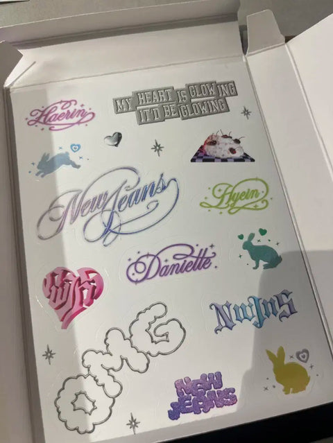 NewJeans Ditto album set