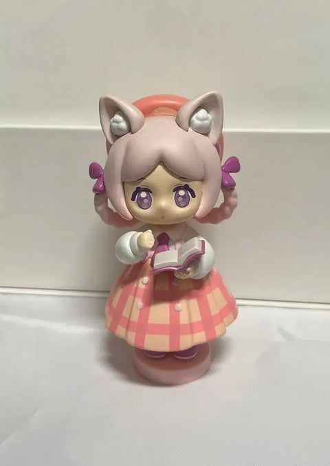 Niniz Love Island Season 2 Pink Cherry Blossom Figure