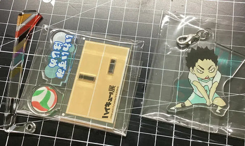 Selling Haikyuu Original Art Exhibition Yurayura Yuratto Acrylic Iwaizumi.