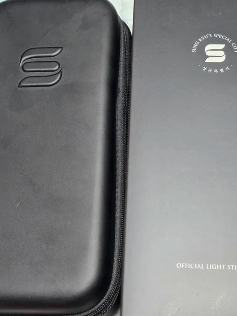 Kim Sung-kyu light stick Kyu-bong + light stick pouch