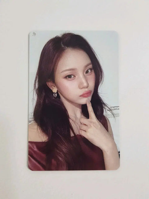 VIVIZ concert merchandise magnet wallet thumb photocard for sale