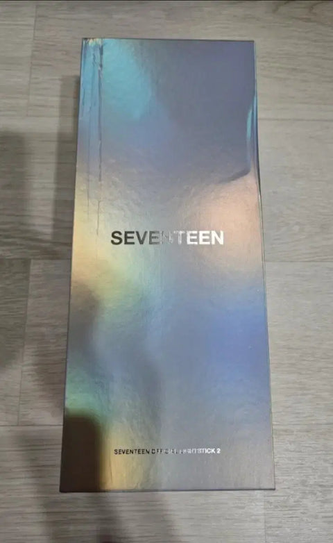 (New) Seventeen Light Stick Caratbong Ver. 2 for sale