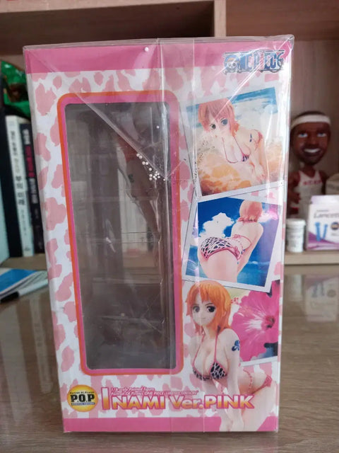 One Piece Nami figure