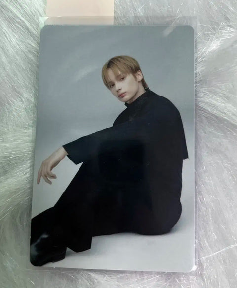 TXT TomorrowCon Huening mini photocards 2 total