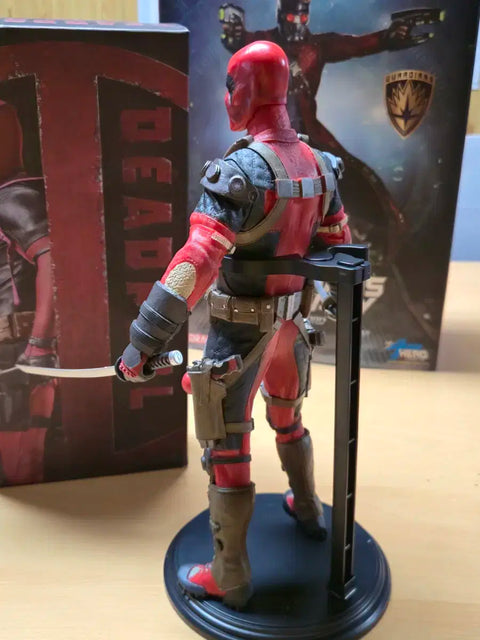 Deadpool figure