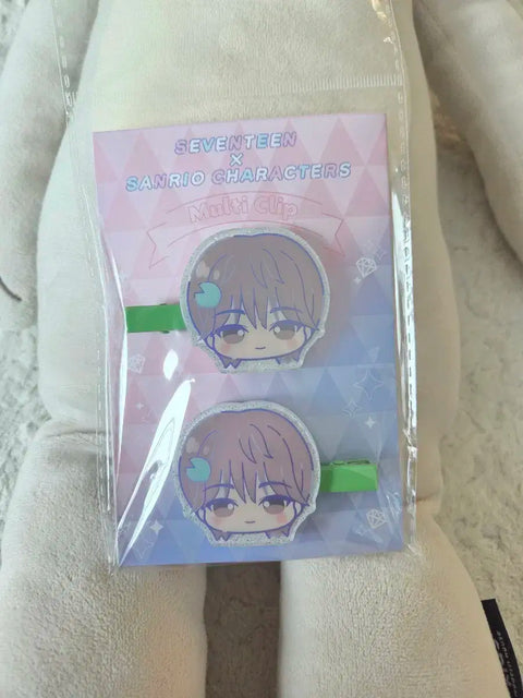 Seventeen Sanrio The 8 Hairpin