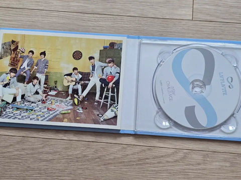 Infinite Autographed Album Mini 4th Album New Challenge Man in Love