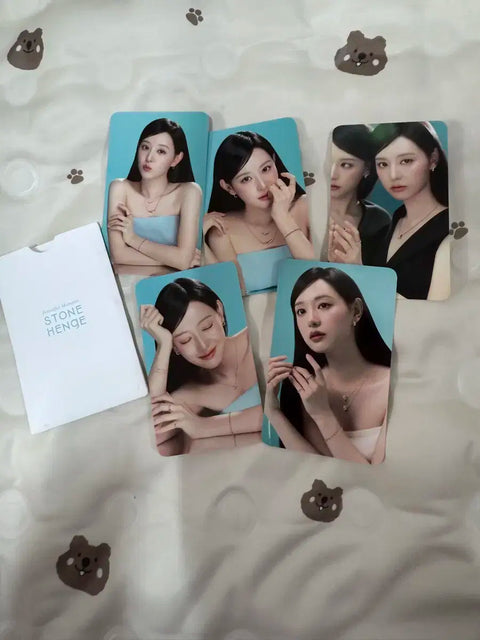 Kim Ji-won Stonehenge photocard
