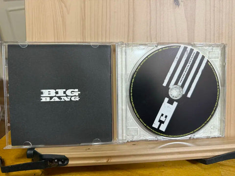 Big Bang signed album, 3rd album , rare 2015 first edition, signed jacket in good condition