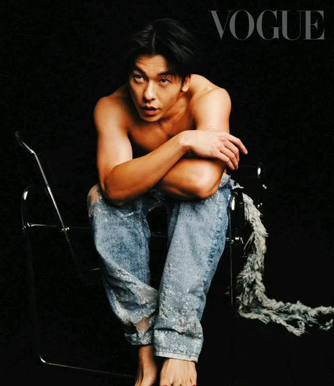 "Want to sell Taiwanese Vogue magazine with Greg Han (许光汉) as the cover model, from the drama "Someday or One Day" (想见你)."