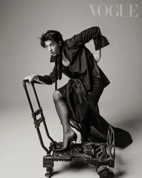 "Want to sell Taiwanese Vogue magazine with Greg Han (许光汉) as the cover model, from the drama "Someday or One Day" (想见你)."