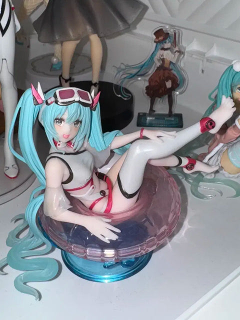 Aqua Float Girls Hatsune Miku Figure