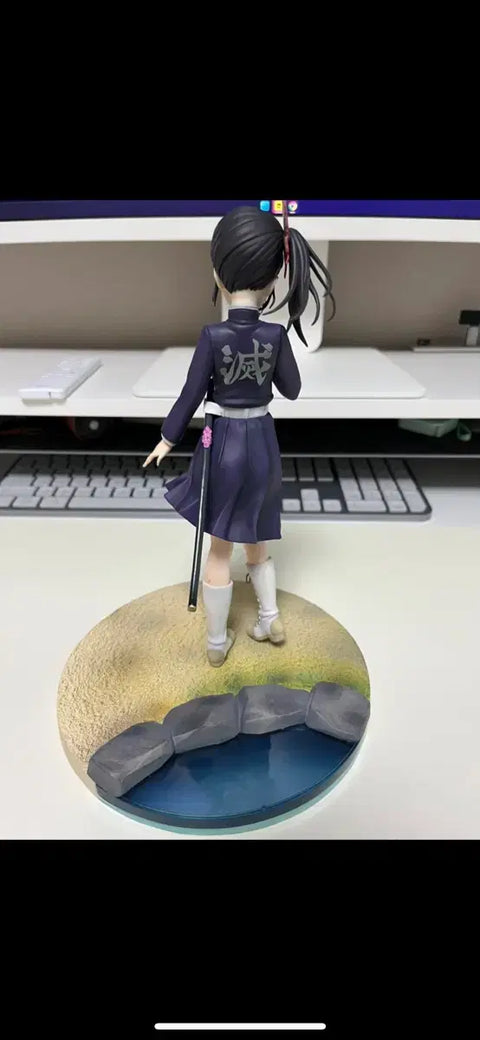 Pet Company Demon Slayer Kanao Figure