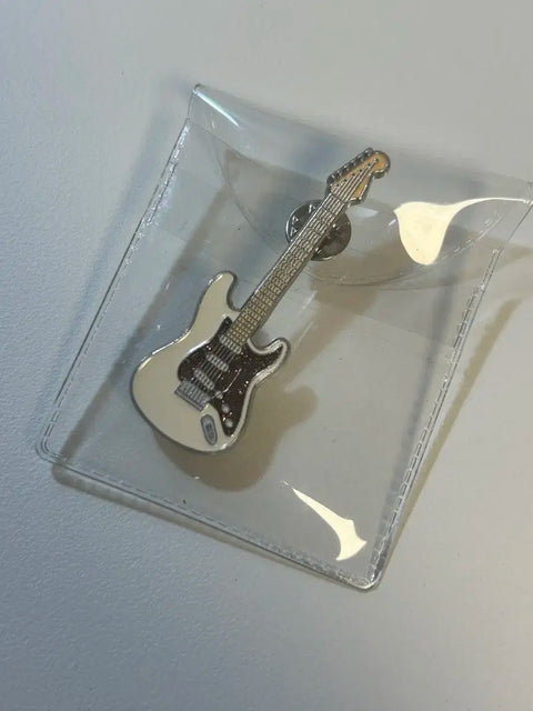 Xdinary Heroes Gaon Guitar Snoopy Badge
