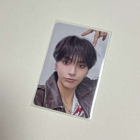 Xdinary Heroes Odd Livelock photocard album inclusions