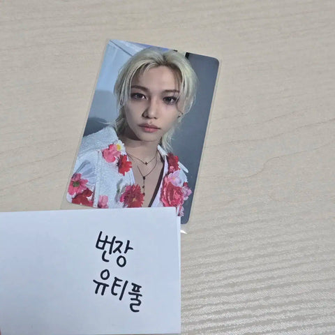 Stray Kids Skiz Halloween Felix photocard skz Tower Records privilege unreleased photo Yongbok