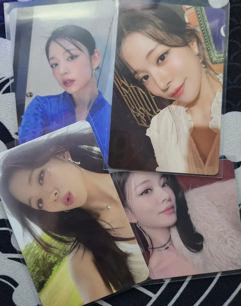 fromis_9 Lee Chaeyoung photocard set