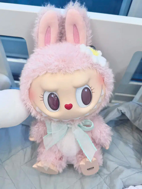 Selling/Trading Labubu Pop Mart Mokoko Spring Doll. Looking to buy/sell (γ
γ
γ
).