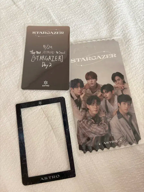 Selling Astro MJ Stargazer final concert exit photocard + 1 photo ticket.