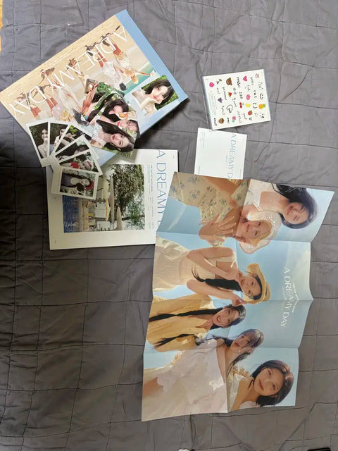 IVE 1st Photobook A Dreamy Day
