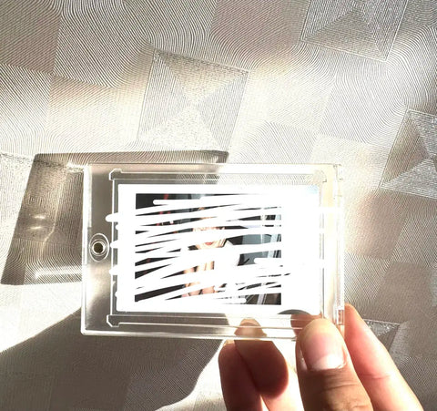 Selling Fromis_9 Song Hayoung signed polaroid.