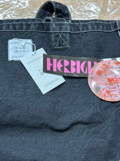 Park Hyo Shin's The Man Who Laughs Goods