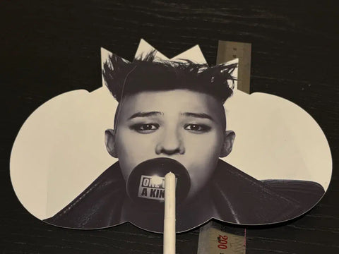 G-Dragon fan