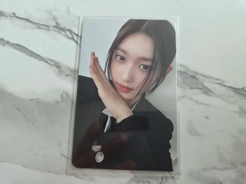 IVE MINE Both Sides Square Leeseo
