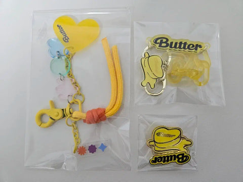 BTS badge & keyring set