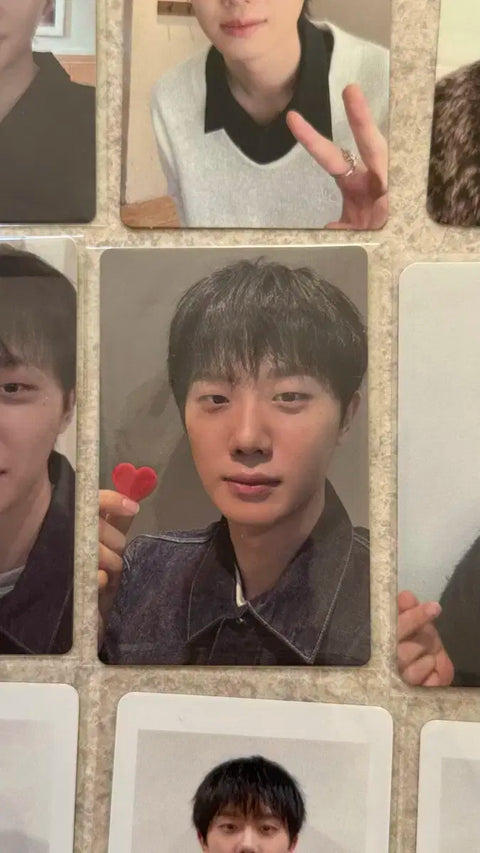 Ha Hyun-sang photocard set