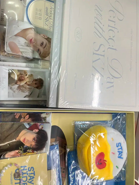 Urgent sale) Stray Kids 2024 Season's Greetings, STAY 4th Gen, Limited Edition Albums