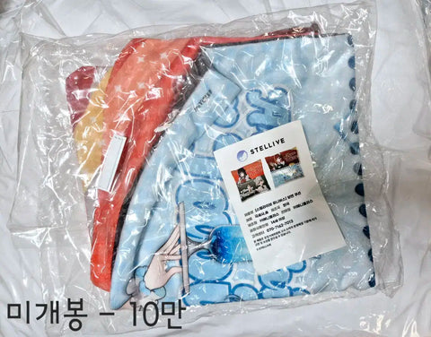 Stellive Goods Acrylic Stand, Cushion