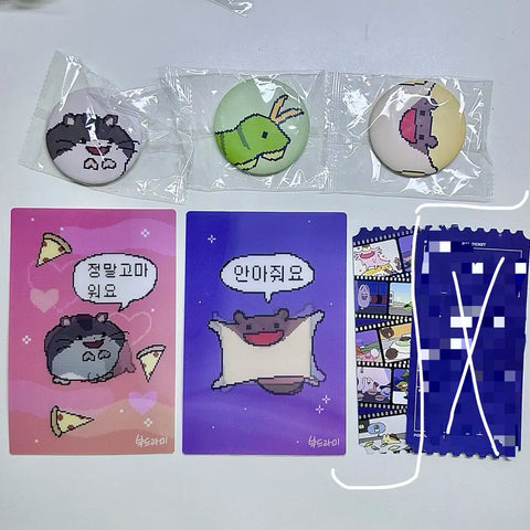 Budrami hug me popup benefit life four-cut lenticular card pin badge ticket
