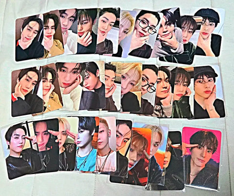 THE BOYZ Album 10 copies + Unreleased Photocard 10 copies, choose 1 out of 10 types: Flower받침/Cheek Squish/Dentique