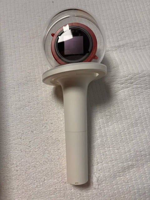 Selling Stray Kids compass.