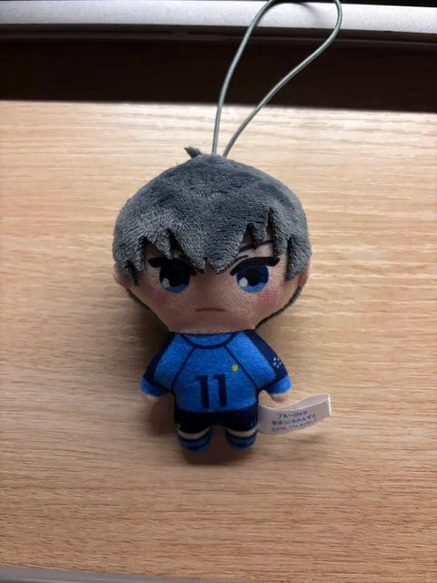 Selling Isagi Nui.