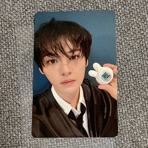 Stray Kids Lee Know Tamagotchi Photocard Transfer StrayKids Stray Kids Bang Chan Changbin Han Jisung Felix I.N.