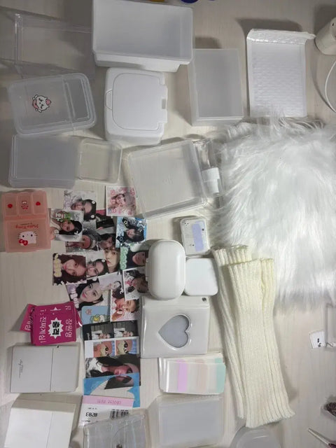 Selling photocard packing supplies.