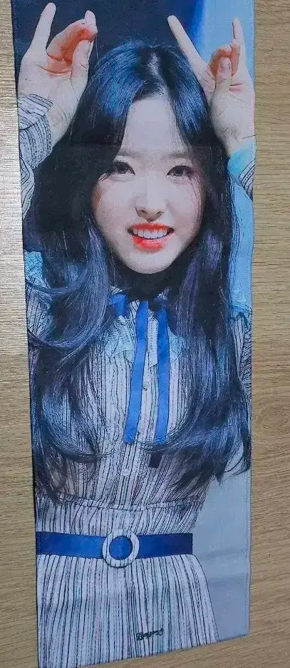 LOONA Olivia Hye Slogan