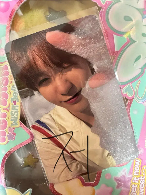 Trading/Selling Popchu Ryo photocard.
