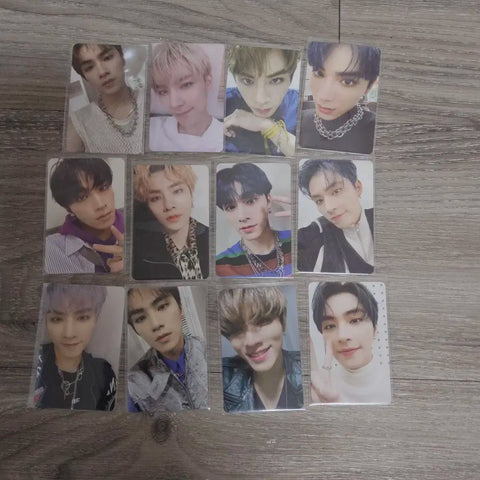 Xiaojun photocard bundle